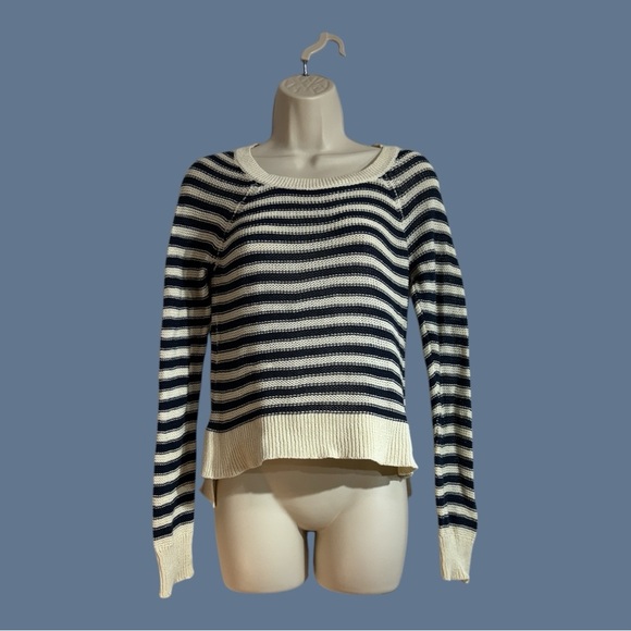 Roxy Navy Ivory Lightweight Knit Sweater Long Sleeve Size Medium - Picture 1 of 7